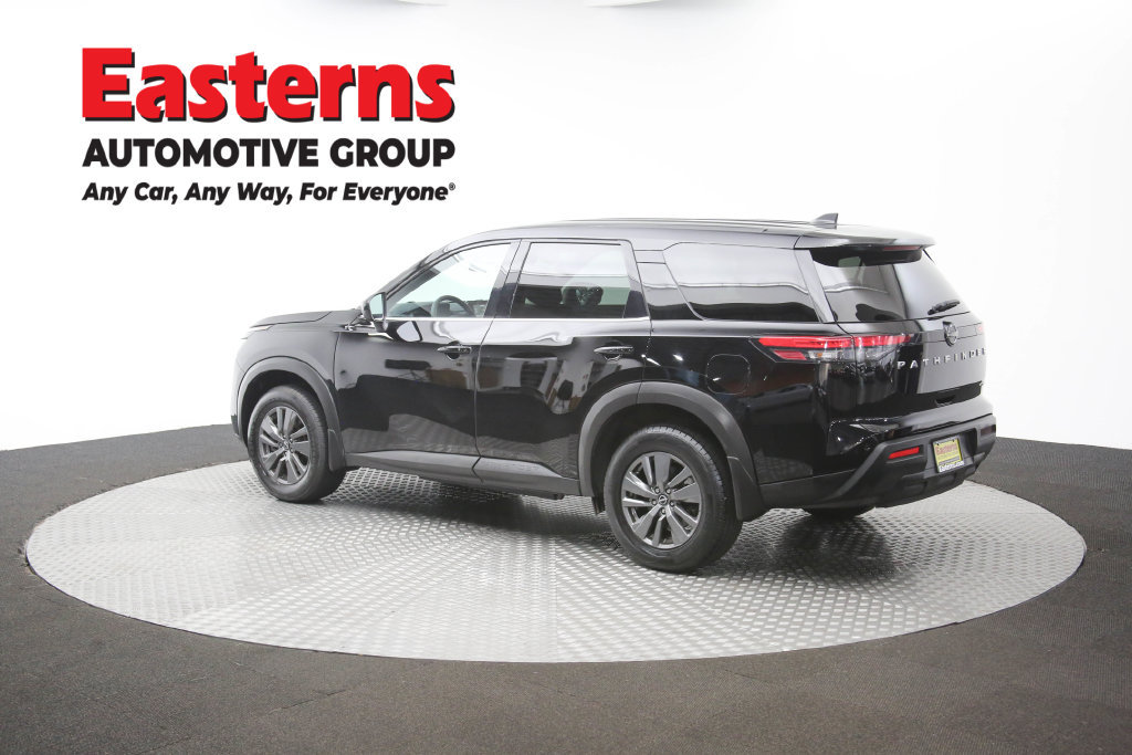 Used 2024 Nissan Pathfinder S AWD/4WD image 61