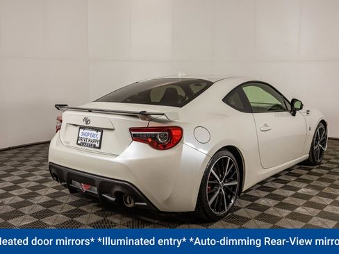 Used 2020 Toyota 86 image 10
