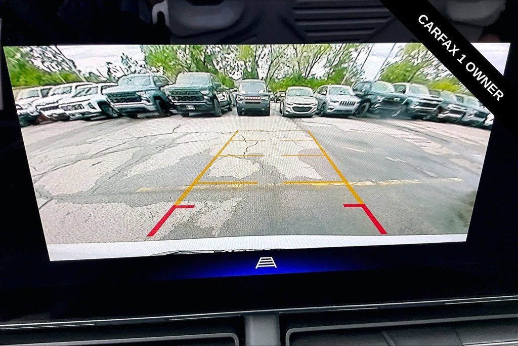 Used 2025 Chevrolet Trax LT FWD image 9
