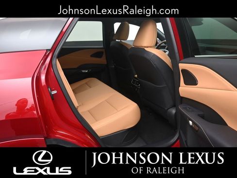 Certified 2024 Lexus RX 350h w/ Accessory Package (Z1) image 10