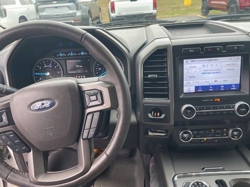 Used 2020 Ford Expedition XLT image 29