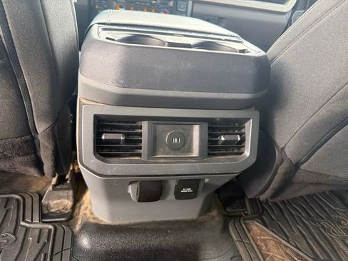 Used 2023 Ford F350 XLT w/ 360-Degree Camera Package AWD/4WD image 17