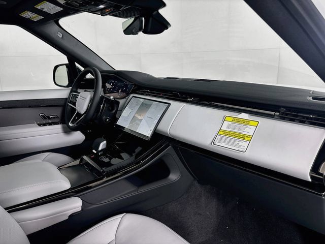New 2027 Land Rover Range Rover Sport SE AWD/4WD image 26