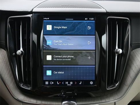 Used 2023 Volvo XC60 B5 Ultimate image 14