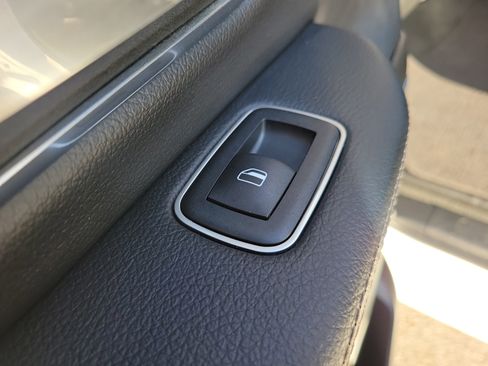 Used 2024 RAM 1500 Laramie image 24