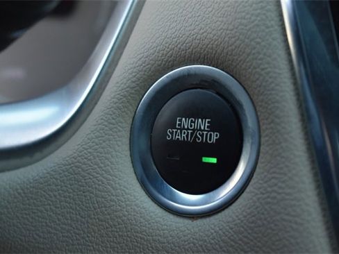 Certified 2022 Chevrolet Traverse LS image 29