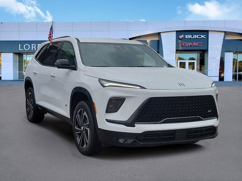 Used 2026 Buick Enclave Sport Touring image 3