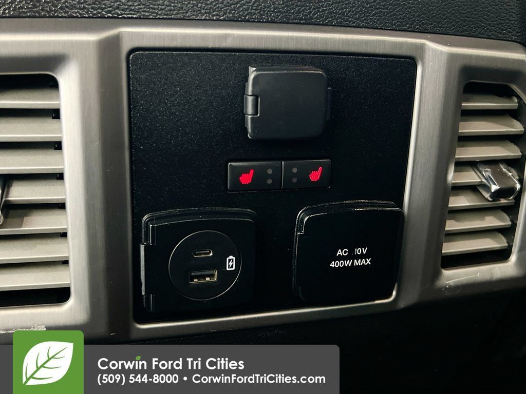 Used 2020 Ford F350 Platinum w/ Tremor Off-Road Package AWD/4WD image 29