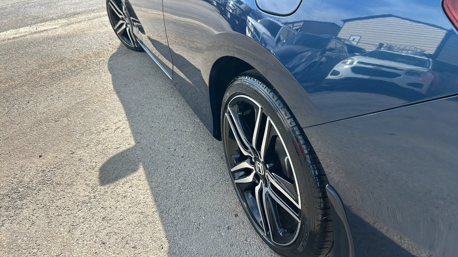 Used 2017 Honda Accord Touring image 34