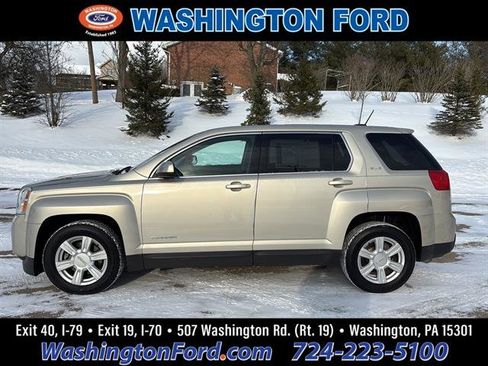 Used 2015 GMC Terrain SLE image 1
