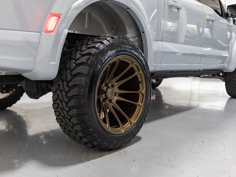 Used 2025 Ford F150 Raptor AWD/4WD image 35