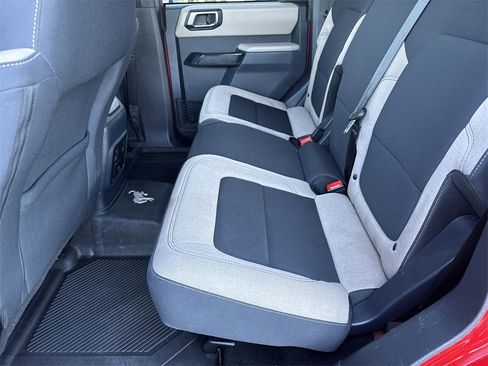 Used 2021 Ford Bronco Big Bend w/ Sasquatch Package image 22