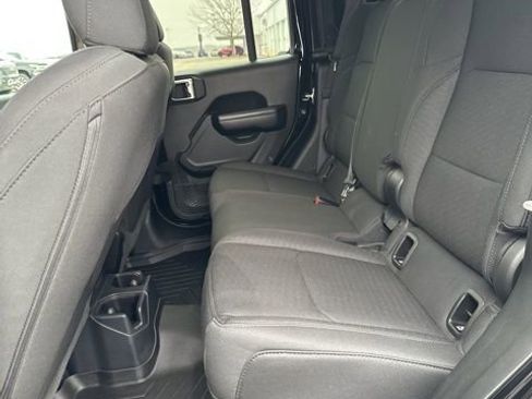 Used 2021 Jeep Gladiator Sport image 41