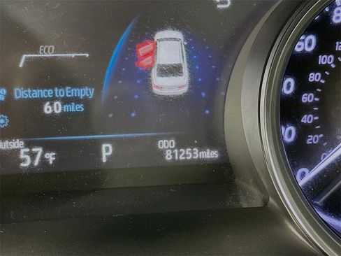 Used 2018 Toyota Camry XLE image 15