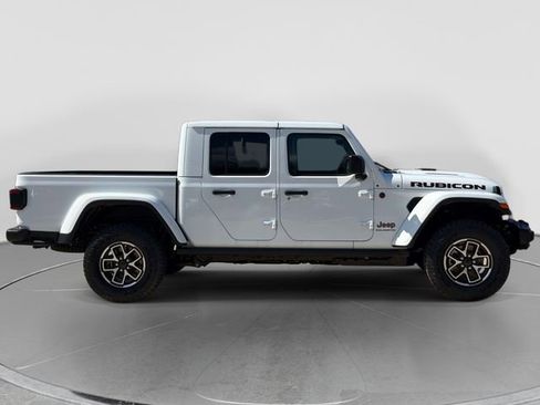 New 2026 Jeep Gladiator Rubicon image 2