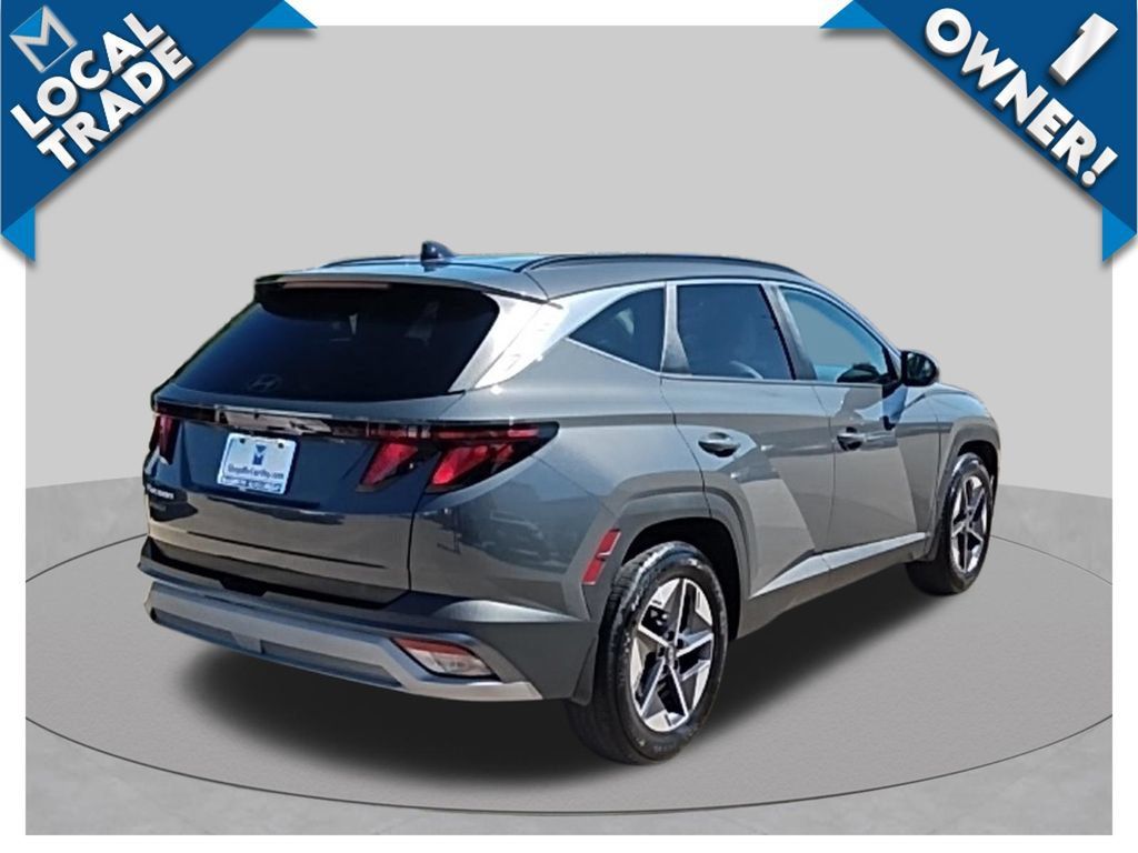 Used 2025 Hyundai Tucson SEL FWD image 5