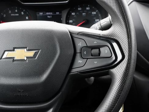 Used 2022 Chevrolet TrailBlazer LS image 9