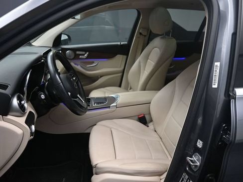 Used 2021 Mercedes-Benz GLC 300 image 18