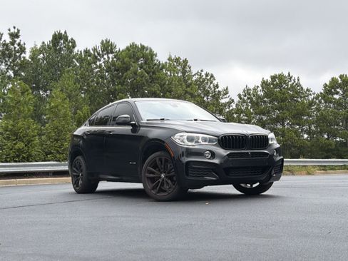 Used 2018 BMW X6 sDrive35i RWD image 2