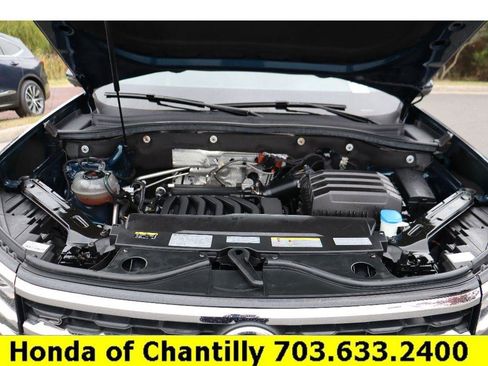 Used 2021 Volkswagen Atlas Cross Sport SEL Premium R-Line image 34