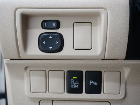 Used 2013 Lexus ES 350 w/ Luxury Pkg FWD image 28