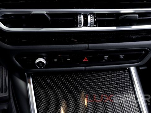 Used 2023 BMW M3 w/ M Carbon Exterior Package RWD image 49