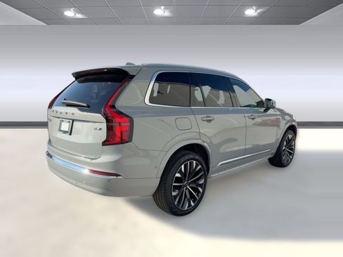 New 2026 Volvo XC90 B6 Plus w/ Protection Package Premier image 9