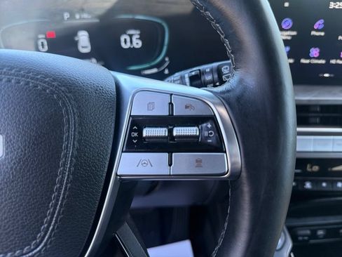 Used 2025 Kia Telluride EX X-Line AWD/4WD image 35