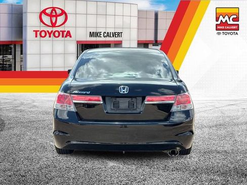 Used 2011 Honda Accord LX image 4