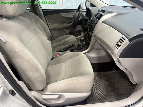 Used 2013 Toyota Corolla L FWD image 15