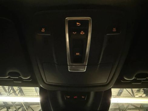 Used 2016 Mercedes-Benz GLE 350 w/ Premium Package image 35