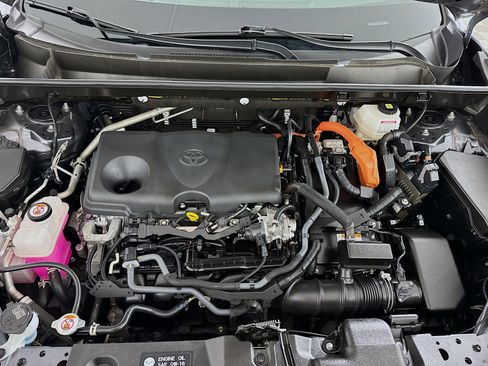 Certified 2023 Toyota RAV4 XLE Premium AWD/4WD image 10