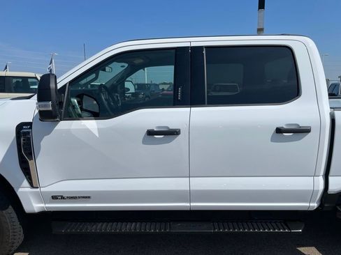 Used 2024 Ford F250 XLT image 29
