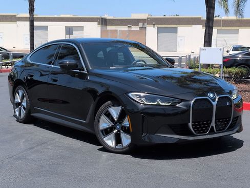 Used 2024 BMW i4 eDrive35 w/ Premium Package RWD image 2