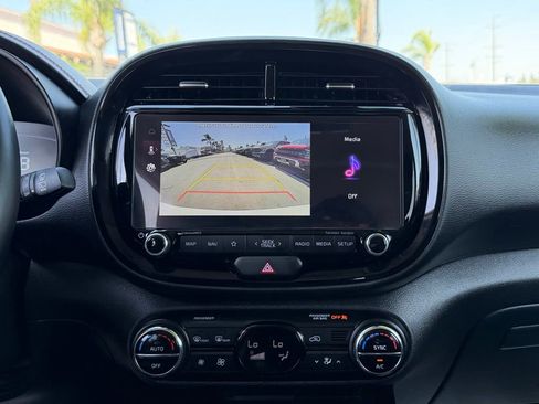Used 2023 Kia Soul GT-Line w/ GT-Line Technology Package FWD image 27