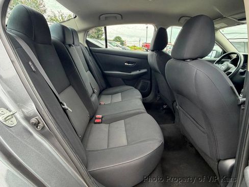 Used 2021 Nissan Sentra SV FWD image 15