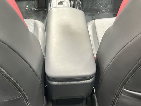 Used 2023 Toyota Prius Prime Premium image 20