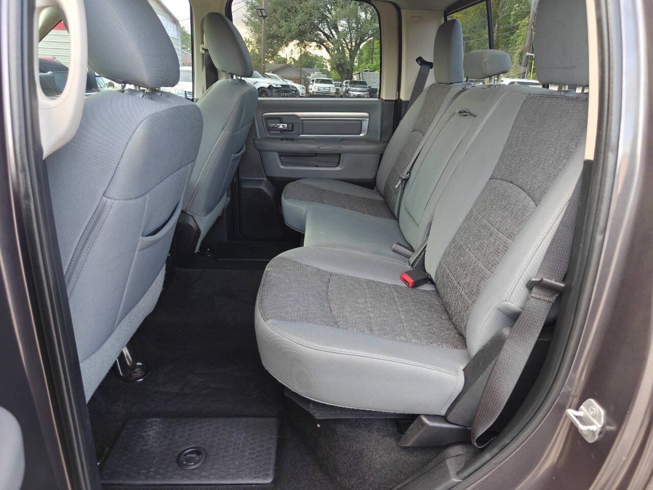 Used 2015 RAM 1500 Lone Star RWD image 15