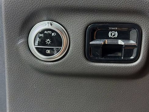 Certified 2023 Mercedes-Benz EQS 580 4MATIC SUV image 11