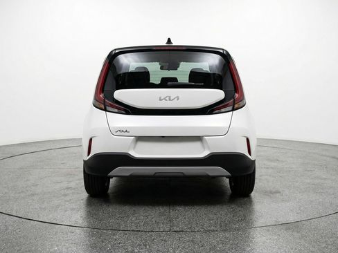 Used 2025 Kia Soul LX w/ LX Technology Package image 7