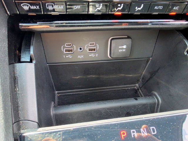 Used 2025 Jeep Grand Cherokee L Summit w/ Obsidian Package AWD/4WD image 22