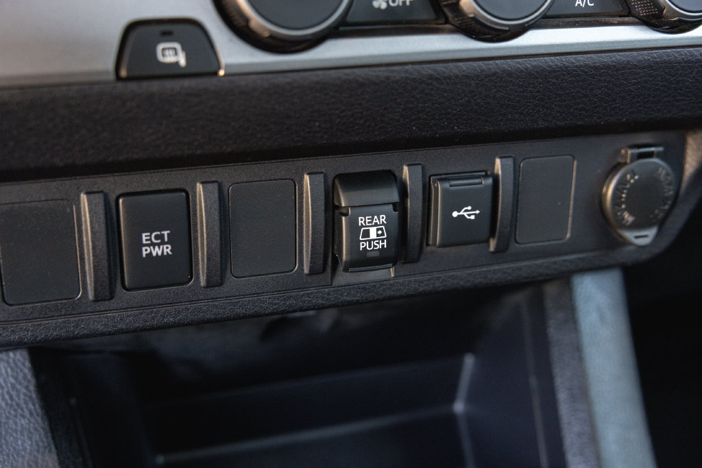 Used 2021 Toyota Tacoma SR5 RWD image 20