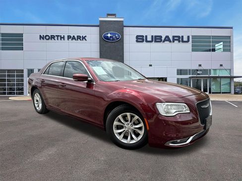 Used 2016 Chrysler 300 Limited RWD image 1