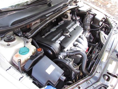 Used 2001 Volvo V70 image 28