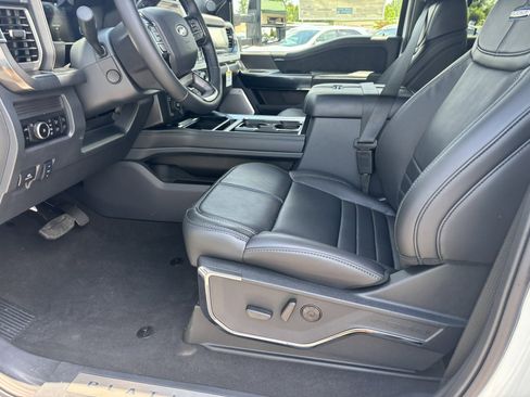 New 2025 Ford F250 Platinum AWD/4WD image 17