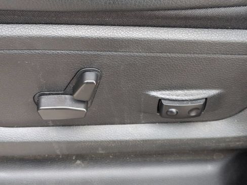 Used 2022 RAM 2500 Laramie w/ Night Edition AWD/4WD image 19