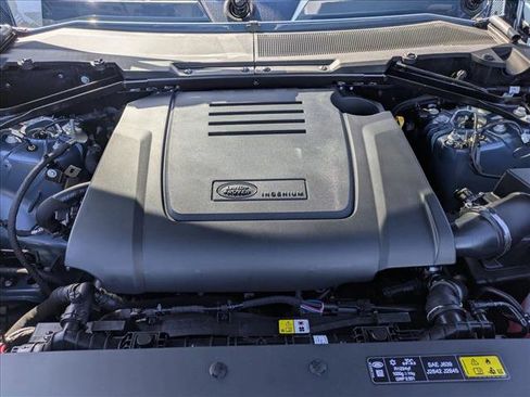 New 2026 Land Rover Defender 110 S image 18