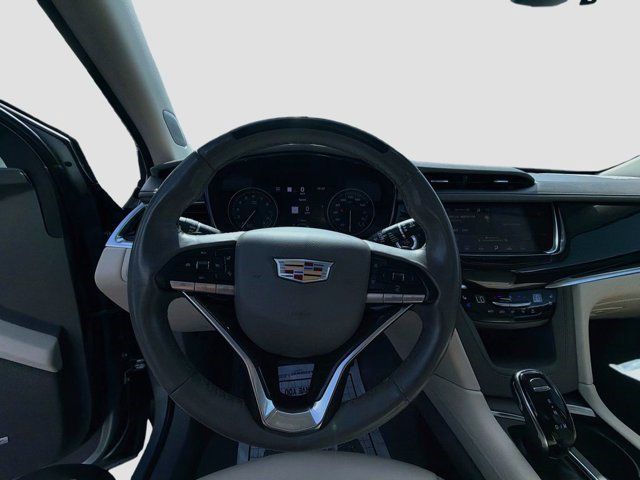 Certified 2025 Cadillac XT6 Premium Luxury w/ Technology Package AWD/4WD image 11