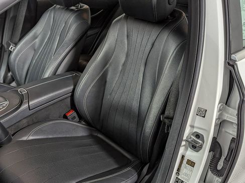 Used 2022 Mercedes-Benz E 350 4MATIC Sedan image 17