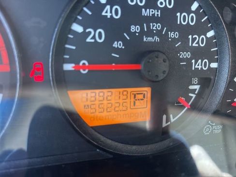 Used 2011 Nissan Frontier SV AWD/4WD image 15
